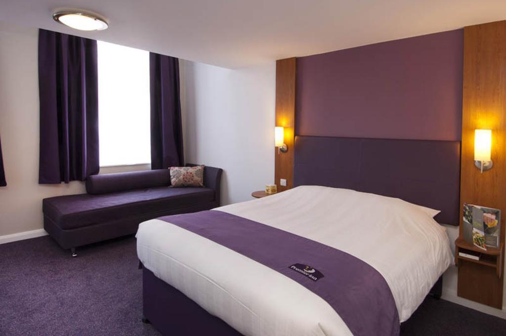 Premier Inn Cobham 코밤 객실 사진