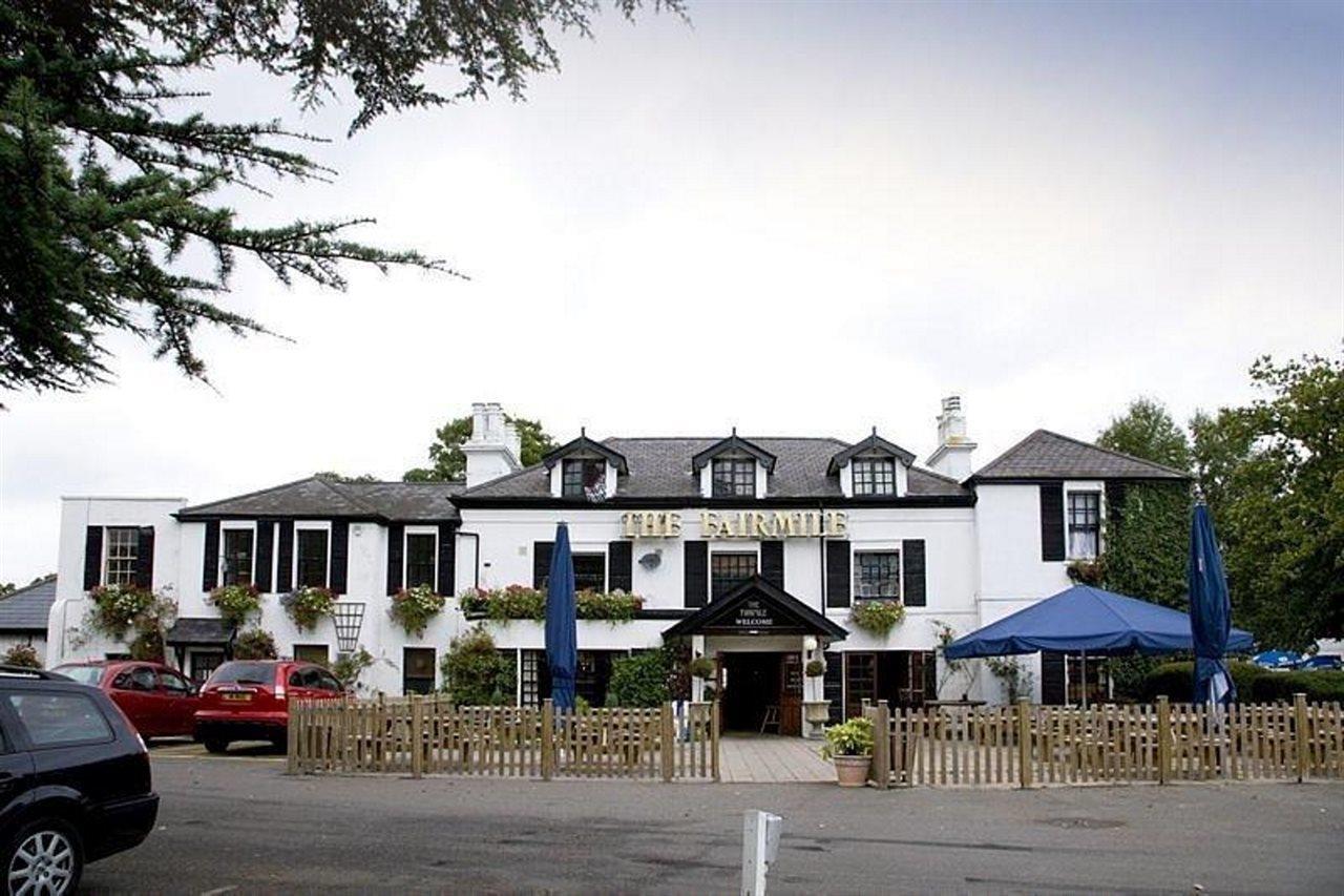 Premier Inn Cobham 코밤 외부 사진