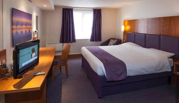 Premier Inn Cobham 코밤 외부 사진